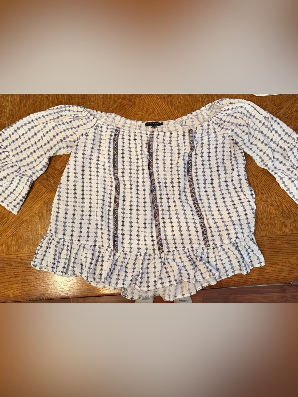 Staccato women’s top